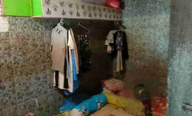 Jual Rumah Usaha 
*Nol Jalan Waru Sidoarjo*
Dekat RS Mitra Keluarga Waru

Luas 76m2 ( 9.5x8 )
LT 152m2 ( 2 Lantai )
Kmr tidur 1
Kmr mandi 1
Posisi Hook
Surat SHM

Harga 1.1 Miliar
*Turun Harga 600 Juta* NETT
Cash Only

Minat :
08123217----