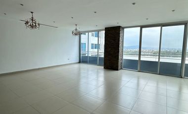 VENTA DE DEPARTAMENTO AMPLIO EN RIVER TOWERS