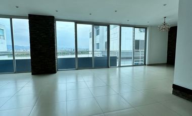 VENTA DE DEPARTAMENTO AMPLIO EN RIVER TOWERS