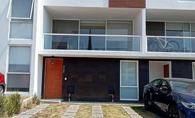 Departamento Dúplex en Planta Alta – Disponible 6 meses