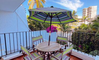 Elegancia y Confort en una Casa de 3 Niveles Cerca de la Playa