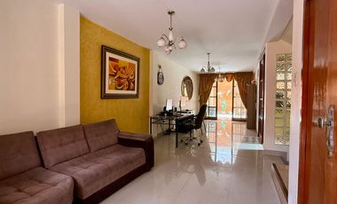 Venta De Casa En Urb San Isidro I Etapa De 3 Pisos (GAPONTE)