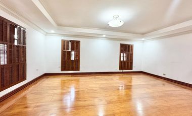 5BR House For Rent - Dasmarinas Village