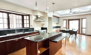 5BR House For Rent - Dasmarinas Village