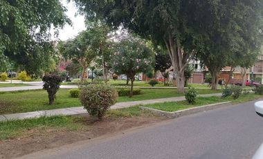 ALQUIILO DPTO EN PRIMER PISO EN URB LAS VIÑAS DE DAN ANTONIO SURCO 1800 SOLES