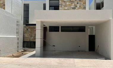 CASA RESIDENCIAL EN PRIVADA MARGARITAS 190 CHOLUL MÉRIDA