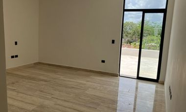 CASA RESIDENCIAL EN PRIVADA MARGARITAS 190 CHOLUL MÉRIDA