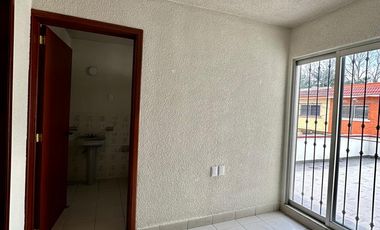 Casa en Venta junto con Terreno de 105 mts en Villa Verde  $ 3'200,000.=