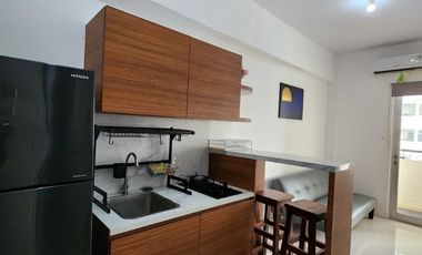JUAL MURAH CEPAT Lantai 10 Apartemen Gunawangsa Tidar 2BR Full Furnish