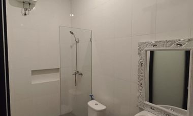 Villa for Rent in Babakan – Comfortable & Strategic Location!