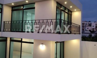 CASA EN VENTA EN BAJA MALIBU SECCION LOMAS (PLAYAS DE TIJUANA - ROSARITO)