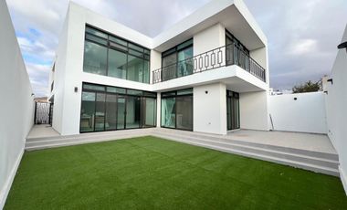 CASA EN VENTA EN BAJA MALIBU SECCION LOMAS (PLAYAS DE TIJUANA - ROSARITO)