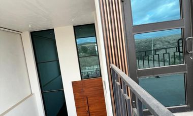 CASA EN VENTA EN BAJA MALIBU SECCION LOMAS (PLAYAS DE TIJUANA - ROSARITO)