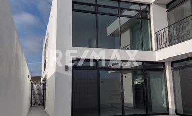 CASA EN VENTA EN BAJA MALIBU SECCION LOMAS (PLAYAS DE TIJUANA - ROSARITO)