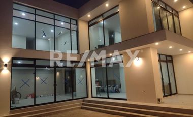 CASA EN VENTA EN BAJA MALIBU SECCION LOMAS (PLAYAS DE TIJUANA - ROSARITO)