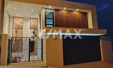 CASA EN VENTA EN BAJA MALIBU SECCION LOMAS (PLAYAS DE TIJUANA - ROSARITO)