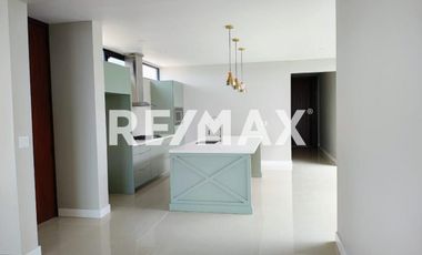 CASA EN VENTA EN RESIDENCIAL SUEÑOS DEL MAR (PLAYAS DE TIJUANA - ROSARITO)