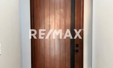 CASA EN VENTA EN RESIDENCIAL SUEÑOS DEL MAR (PLAYAS DE TIJUANA - ROSARITO)