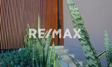 CASA EN VENTA EN RESIDENCIAL SUEÑOS DEL MAR (PLAYAS DE TIJUANA - ROSARITO)