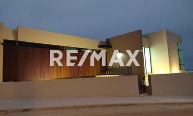 CASA EN VENTA EN RESIDENCIAL SUEÑOS DEL MAR (PLAYAS DE TIJUANA - ROSARITO)