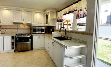 Vendo casa Los Chillos, Barrio San Gabriel, dentro de conjunto con seguridad