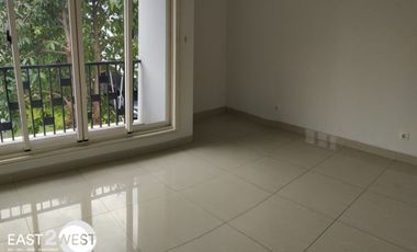Disewakan Rumah Cluster Ruby PHG Gading Serpong Tangerang Murah Siap Huni Lokasi Nyaman Strategis