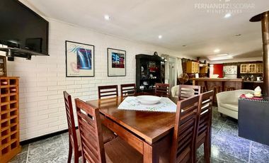 LOS ANDES - VENTA CASA ESQUINA 3D 2B 1E - VILLA EL ENCUENTRO