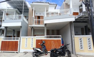 New Minimalist House for sale in Pemogan