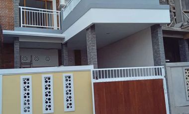 New Minimalist House for sale in Pemogan
