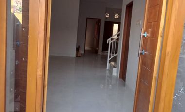 New Minimalist House for sale in Pemogan