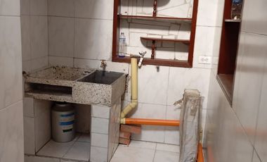 LOCAL ARRIENDO VENECIA