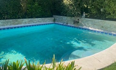 SE VENDE HERMOSA CASA CONDOMINIO EL REMANSO CALLE LA MESETA UF 24500 SAN CARLOS DE APOQUINDO LAS CONDES