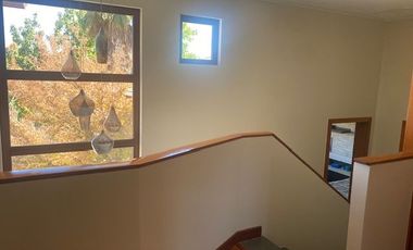SE VENDE HERMOSA CASA CONDOMINIO EL REMANSO CALLE LA MESETA UF 24500 SAN CARLOS DE APOQUINDO LAS CONDES