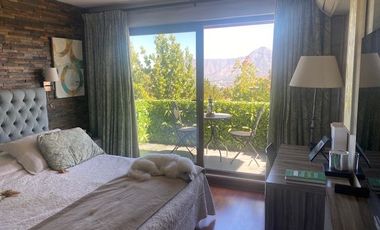 SE VENDE HERMOSA CASA CONDOMINIO EL REMANSO CALLE LA MESETA UF 24500 SAN CARLOS DE APOQUINDO LAS CONDES