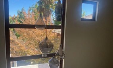 SE VENDE HERMOSA CASA CONDOMINIO EL REMANSO CALLE LA MESETA UF 24500 SAN CARLOS DE APOQUINDO LAS CONDES