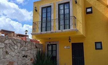 CASA EN VENTA DE 3 HABITACIONES, GOLF, SAN MIGUEL DE ALLENDE