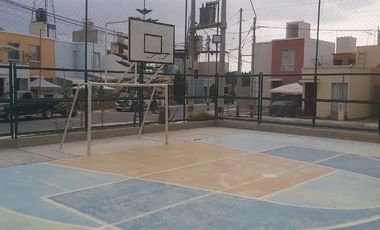 Casa en venta - ocasion - condominio villa club - La Tinguiña - 181 m2 en Esquina.