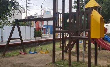 Casa en venta - ocasion - condominio villa club - La Tinguiña - 181 m2 en Esquina.