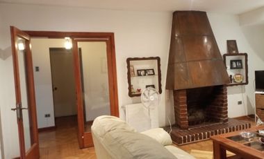 Se Vende linda casa esquina 4 Dormitorios, comuna de Providencia