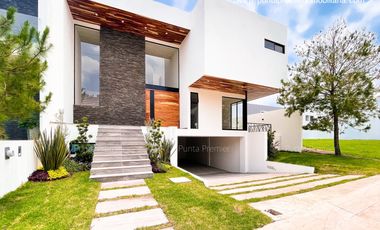 Puertas las Lomas casa en venta de Lujo Zona Andares Puerta de Hierro Zapopan coto amenidades