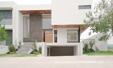 Puertas las Lomas casa en venta de Lujo Zona Andares Puerta de Hierro Zapopan coto amenidades