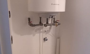 Departamento En Arriendo En Calle Ecuador, Cerca Metro