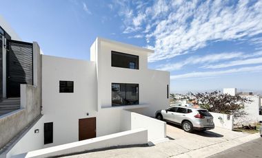 CASA EN RENTA EN QUERETARO / CUMBRES DEL CIMATARIO