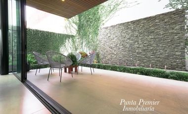 Casa de Lujo Venta Coto Alcazar Av Juan Palomar Puerta de Hierro Andares Zona Dorada Zapopan