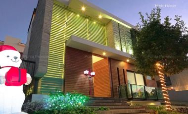 Casa de Lujo Venta Coto Alcazar Av Juan Palomar Puerta de Hierro Andares Zona Dorada Zapopan