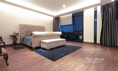 Casa de Lujo Venta Coto Alcazar Av Juan Palomar Puerta de Hierro Andares Zona Dorada Zapopan