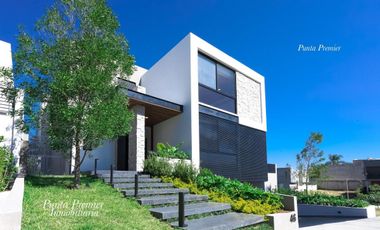 Casa en Venta de Lujo Coto Abadia Av Universidad Zona Andares Puerta de Hierro Zona Dorada Zapopan
