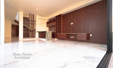 Casa en Venta de Lujo Coto Abadia Av Universidad Zona Andares Puerta de Hierro Zona Dorada Zapopan