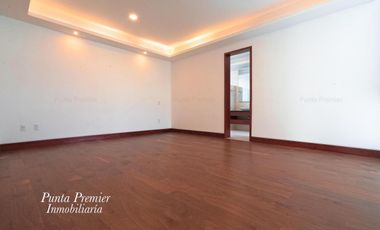 Casa en Venta de Lujo Coto Abadia Av Universidad Zona Andares Puerta de Hierro Zona Dorada Zapopan