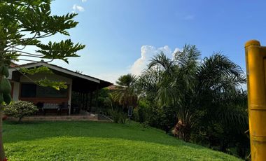 Venta casa campestre via Pereira Alcala